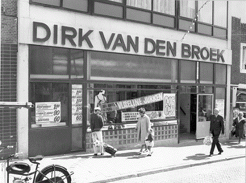 dirk-zandvoort-kerkstraat-nieuwbouw-1967-thumb.gif